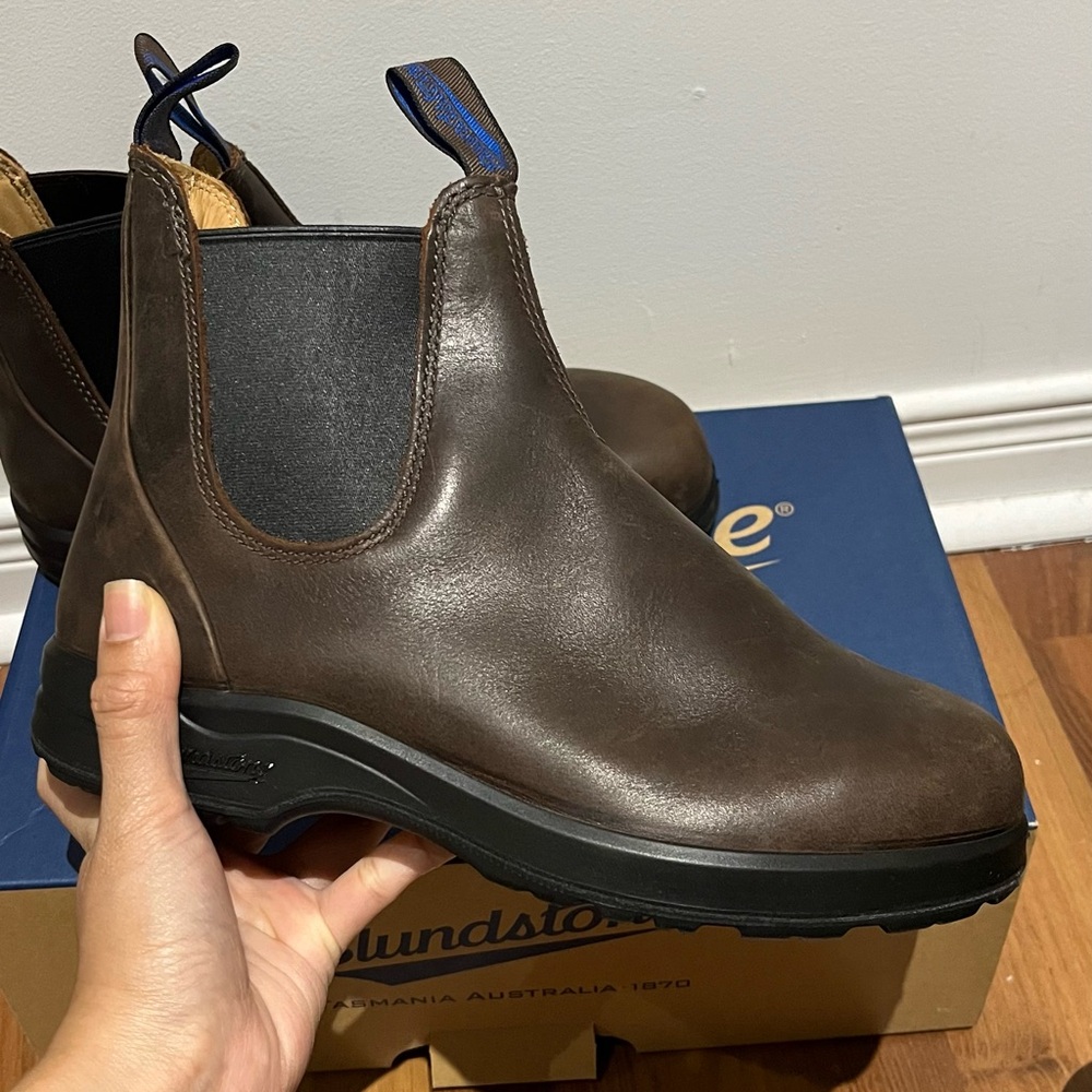 Blundstone Brown Leather Chelsea Boots